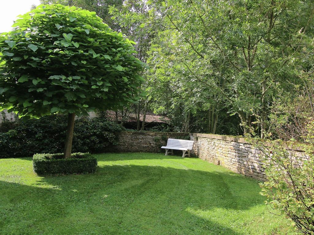 Unique Holiday Home In Virton With Jacuzzi Latour المظهر الخارجي الصورة