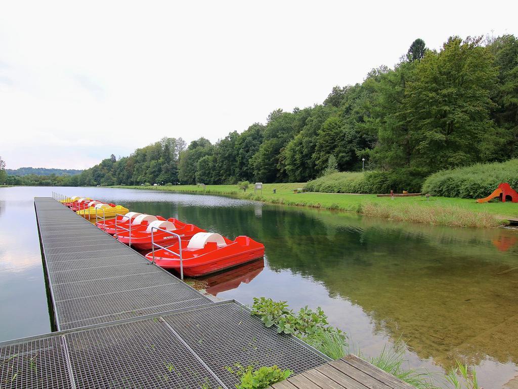 Unique Holiday Home In Virton With Jacuzzi Latour المظهر الخارجي الصورة